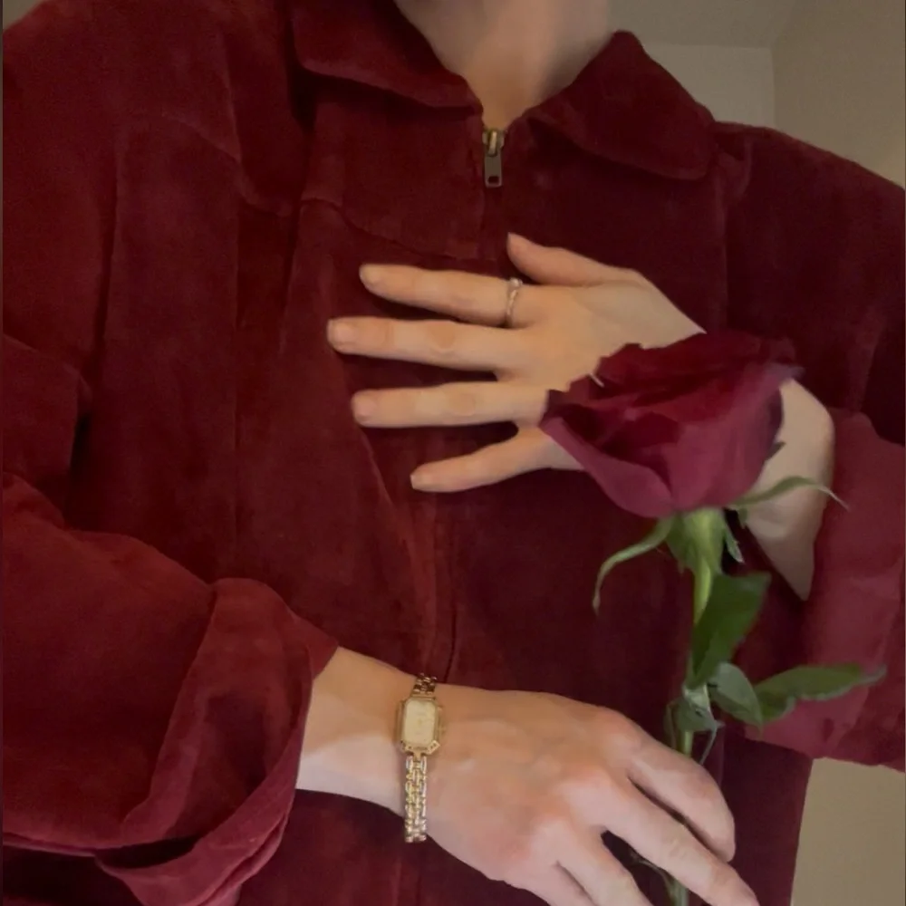 Women's vintage red suede jacket chic trendy 2026 - Picture 4 of 4